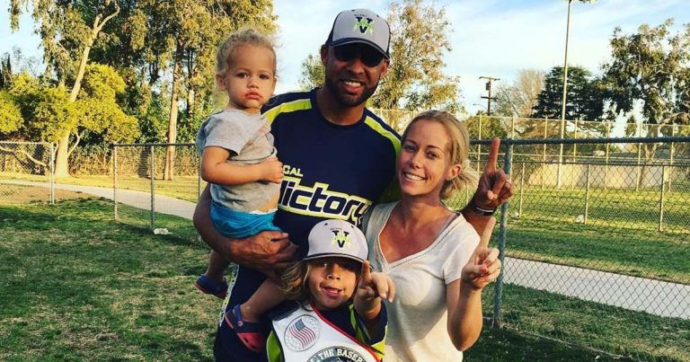 Kendra Wilkinson, Ex Hank Baskett's Photos With Their 2 Kids: Family Album