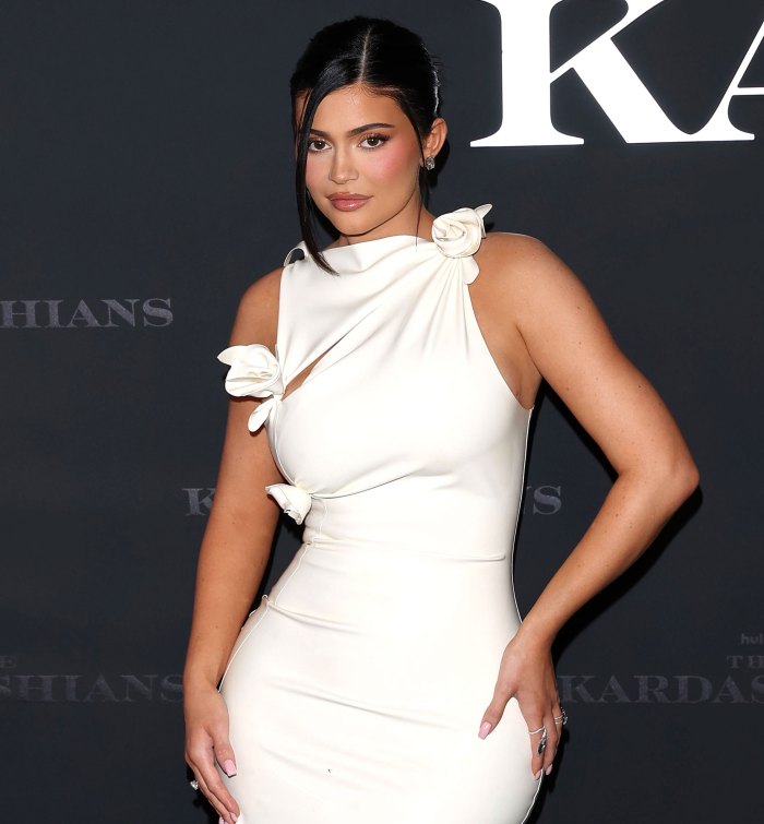 Kylie Jenner Gets Candid About Experiencing Tons of Pain 4 Months After Giving Birth