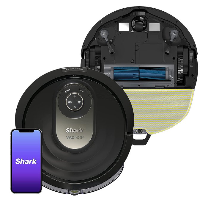 robot-vacuum-amazon-sale-shark