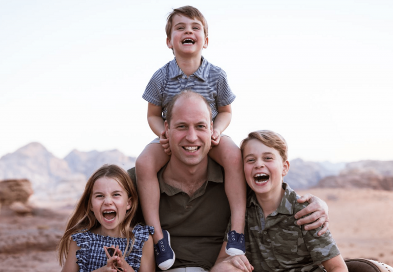 Unofficial portrait of Prince William with children was published on the occasion of Father’s Day