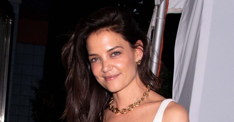 What Katie Holmes Thinks About a Potential ‘Dawson’s Creek’ Reboot