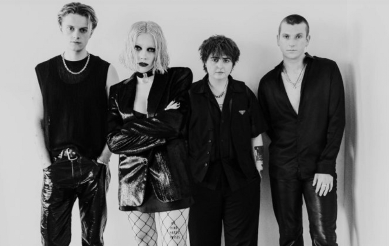 Pale Waves presented the single and video ‘Jealousy’