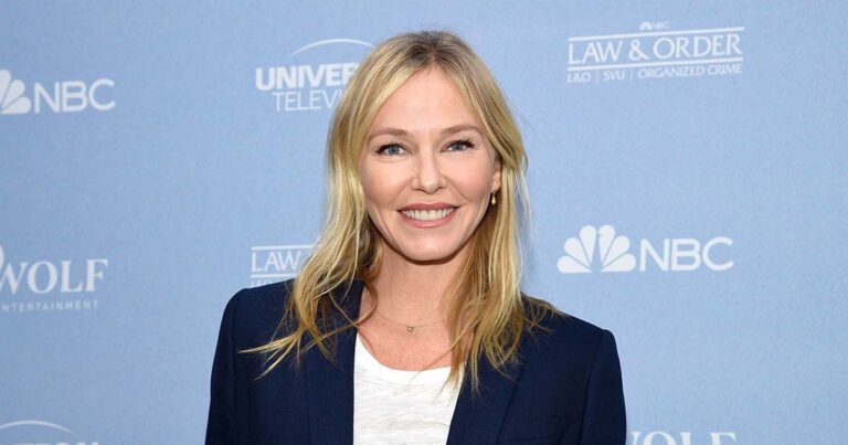 'Law & Order: SVU' Star Kelli Giddish Exits Series After 12 Seasons