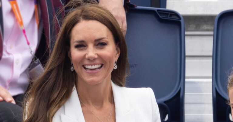 This Necklace Looks Like Duchess Kate’s Go-To Piece — But Costs Just $23