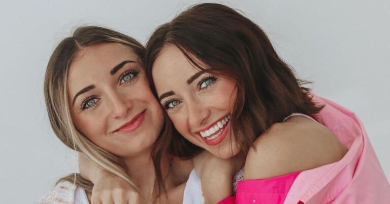 Brooklyn and Bailey: 7 Things to Know About the Identical Twin Influencers