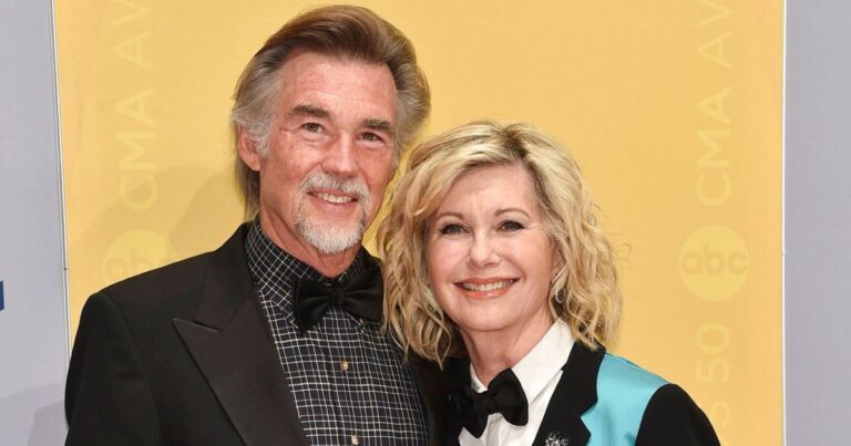 Olivia Newton-John and John Easterling: a Timeline of Their Relationship