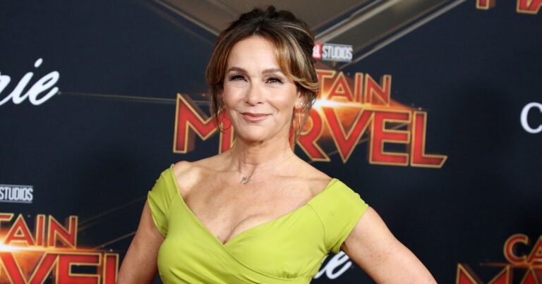 Jennifer Grey: ‘Dirty Dancing’ Sequel Is ‘Tricky’ Without Patrick Swayze